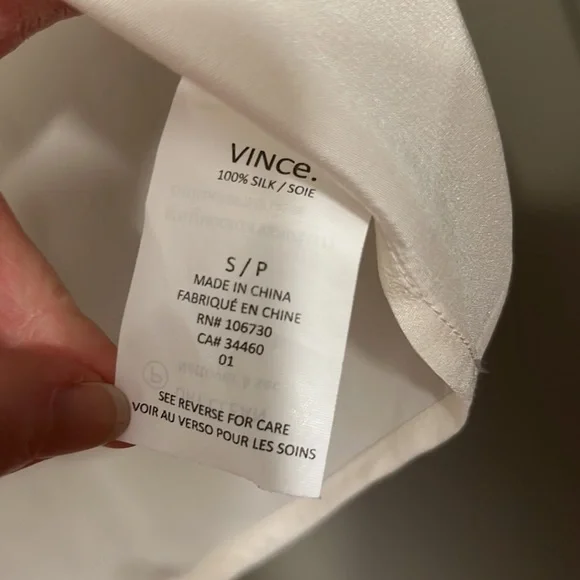 Vince Cream 100% Silk Top with Blue Trim Size Small - Boxy Fit - Picture 12 of 12